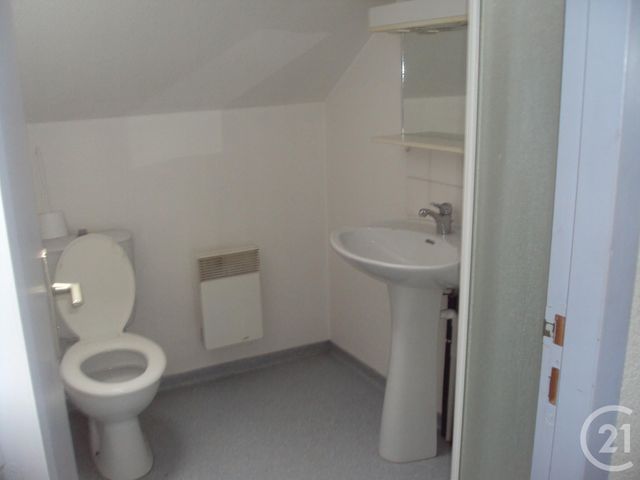 Appartement Studio à louer - 1 pièce - 15.3 m2 - GUERET - 23 - LIMOUSIN - Century 21 La Fontaine Immobilier