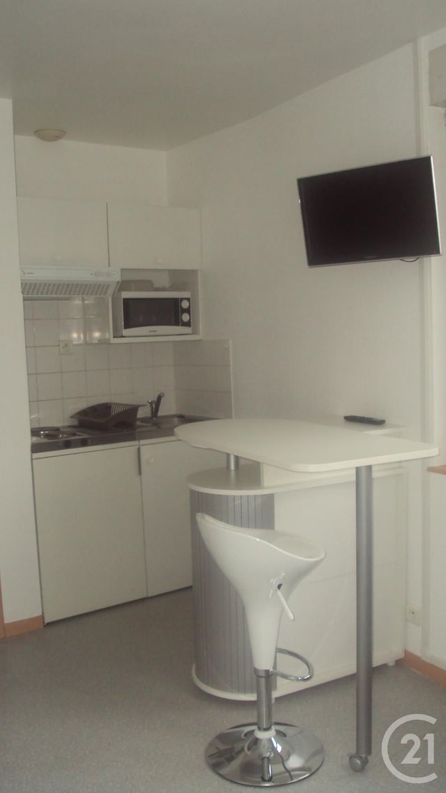 Appartement Studio à louer - 1 pièce - 14.0 m2 - GUERET - 23 - LIMOUSIN - Century 21 La Fontaine Immobilier