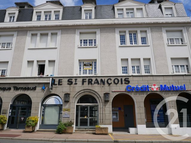 Appartement F2 à louer - 2 pièces - 47.7 m2 - GUERET - 23 - LIMOUSIN - Century 21 La Fontaine Immobilier