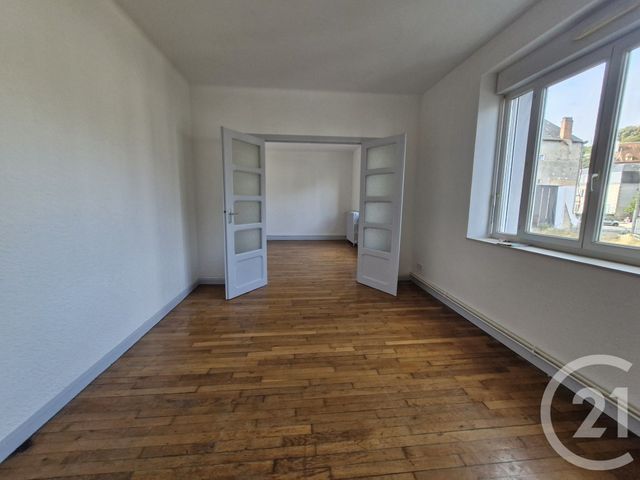 Appartement F3 à louer - 3 pièces - 70.0 m2 - GUERET - 23 - LIMOUSIN - Century 21 La Fontaine Immobilier