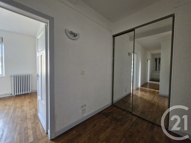 Appartement F3 à louer - 3 pièces - 70.0 m2 - GUERET - 23 - LIMOUSIN - Century 21 La Fontaine Immobilier