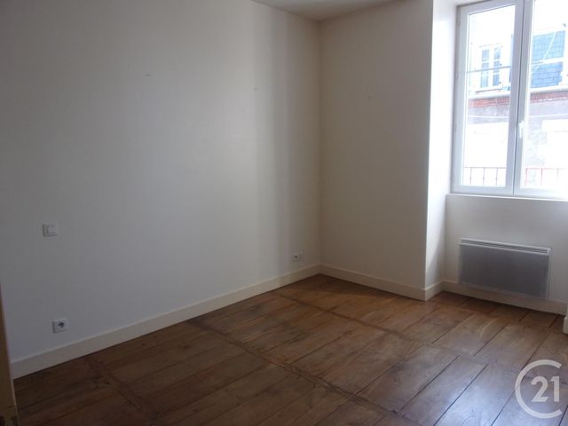 Appartement F3 à louer - 3 pièces - 55.0 m2 - GUERET - 23 - LIMOUSIN - Century 21 La Fontaine Immobilier