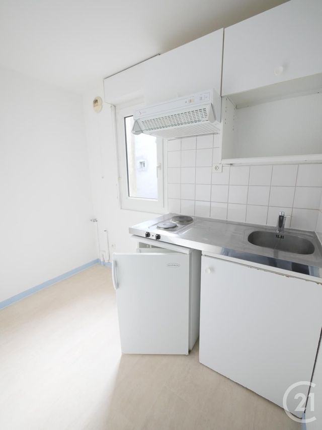 Appartement F3 à louer - 3 pièces - 49.3 m2 - GUERET - 23 - LIMOUSIN - Century 21 La Fontaine Immobilier