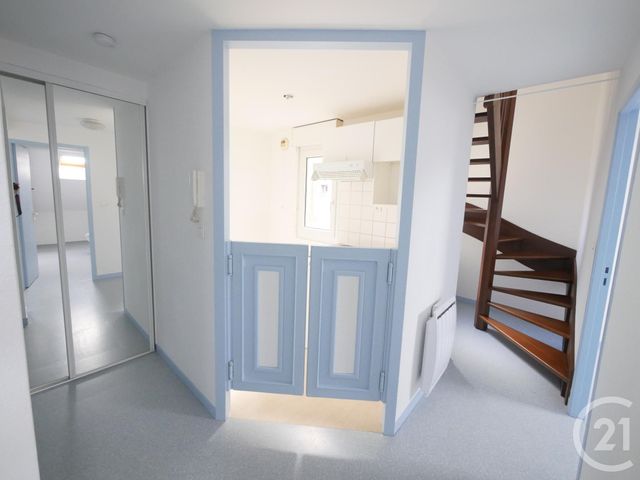 Appartement F3 à louer - 3 pièces - 49.3 m2 - GUERET - 23 - LIMOUSIN - Century 21 La Fontaine Immobilier