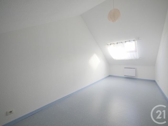 Appartement F3 à louer - 3 pièces - 49.3 m2 - GUERET - 23 - LIMOUSIN - Century 21 La Fontaine Immobilier