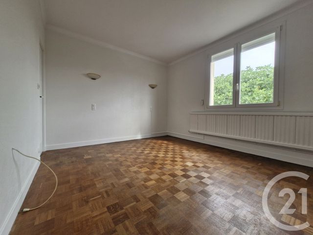 maison à louer - 8 pièces - 193.0 m2 - GUERET - 23 - LIMOUSIN - Century 21 La Fontaine Immobilier