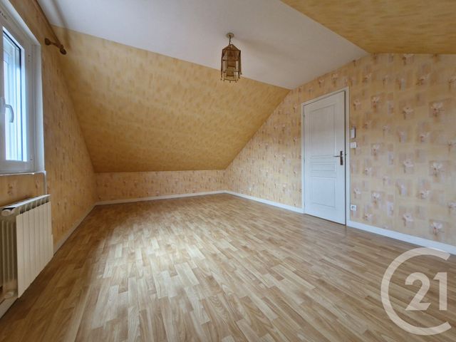 maison à louer - 8 pièces - 193.0 m2 - GUERET - 23 - LIMOUSIN - Century 21 La Fontaine Immobilier
