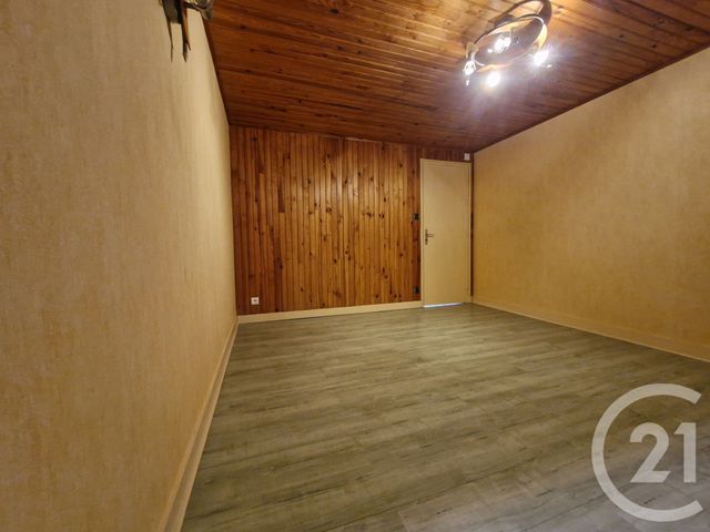 maison à louer - 8 pièces - 193.0 m2 - GUERET - 23 - LIMOUSIN - Century 21 La Fontaine Immobilier