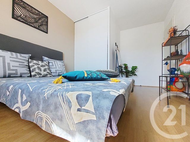 Appartement F3 à vendre - 3 pièces - 62.19 m2 - GUERET - 23 - LIMOUSIN - Century 21 La Fontaine Immobilier