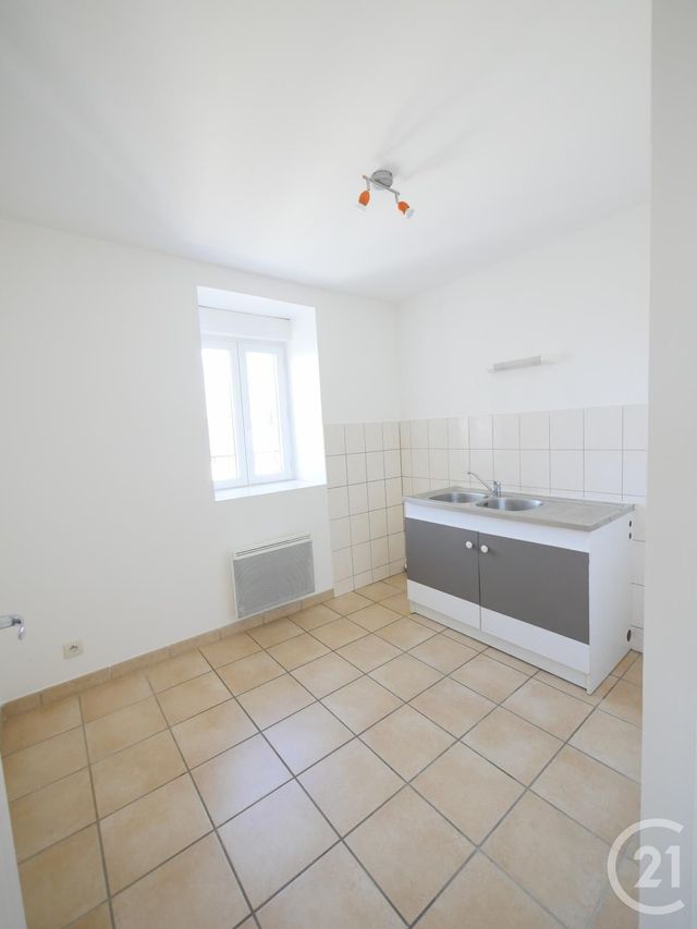 Appartement F3 à louer - 3 pièces - 51.8 m2 - GUERET - 23 - LIMOUSIN - Century 21 La Fontaine Immobilier