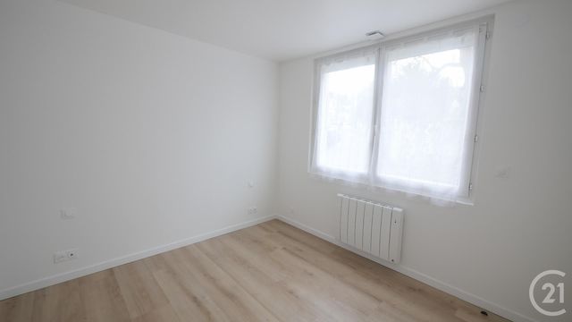 Appartement F3 à louer - 3 pièces - 71.75 m2 - GUERET - 23 - LIMOUSIN - Century 21 La Fontaine Immobilier