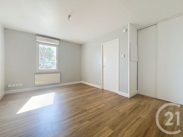 Appartement T2 à louer - 2 pièces - 36.26 m2 - GUERET - 23 - LIMOUSIN - Century 21 La Fontaine Immobilier