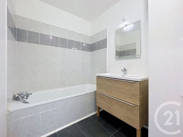 Appartement T2 à louer - 2 pièces - 36.26 m2 - GUERET - 23 - LIMOUSIN - Century 21 La Fontaine Immobilier
