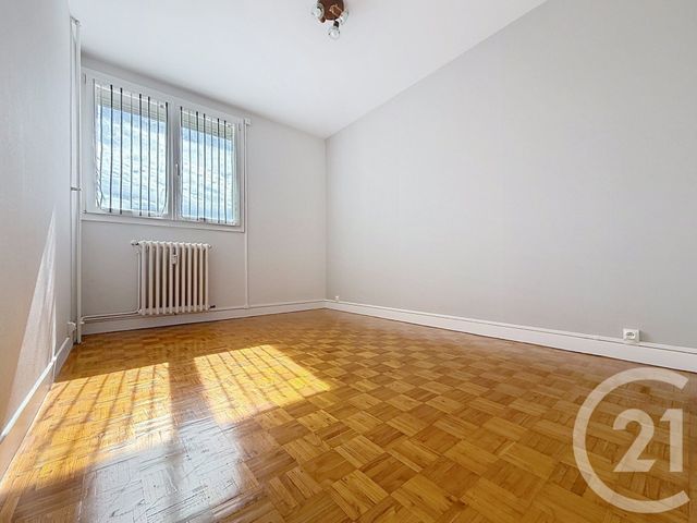 Appartement F5 à vendre - 5 pièces - 88.83 m2 - GUERET - 23 - LIMOUSIN - Century 21 La Fontaine Immobilier