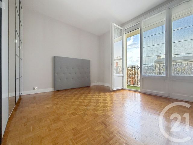 Appartement F5 à vendre - 5 pièces - 88.83 m2 - GUERET - 23 - LIMOUSIN - Century 21 La Fontaine Immobilier