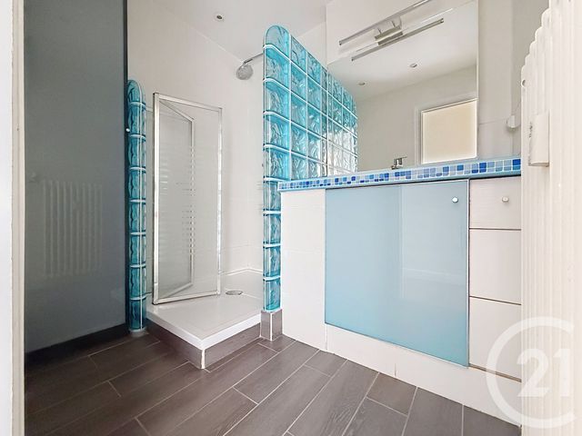 Appartement F5 à vendre - 5 pièces - 88.83 m2 - GUERET - 23 - LIMOUSIN - Century 21 La Fontaine Immobilier