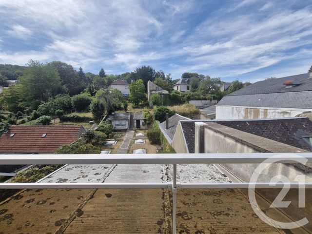 Appartement F1 à louer - 1 pièce - 26.0 m2 - GUERET - 23 - LIMOUSIN - Century 21 La Fontaine Immobilier