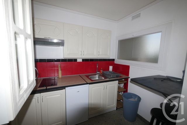 Appartement F1 à louer - 1 pièce - 29.3 m2 - GUERET - 23 - LIMOUSIN - Century 21 La Fontaine Immobilier