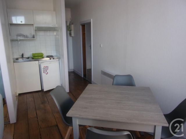 Appartement F2 à louer - 2 pièces - 35.0 m2 - GUERET - 23 - LIMOUSIN - Century 21 La Fontaine Immobilier