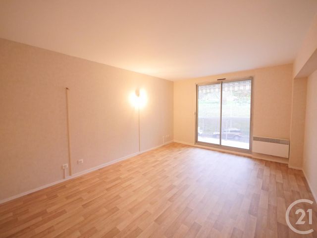 Appartement F3 à louer - 3 pièces - 68.34 m2 - GUERET - 23 - LIMOUSIN - Century 21 La Fontaine Immobilier