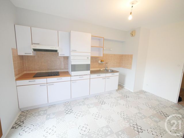 Appartement F3 à louer - 3 pièces - 68.34 m2 - GUERET - 23 - LIMOUSIN - Century 21 La Fontaine Immobilier