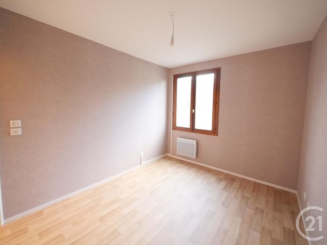 Appartement F3 à louer - 3 pièces - 68.34 m2 - GUERET - 23 - LIMOUSIN - Century 21 La Fontaine Immobilier