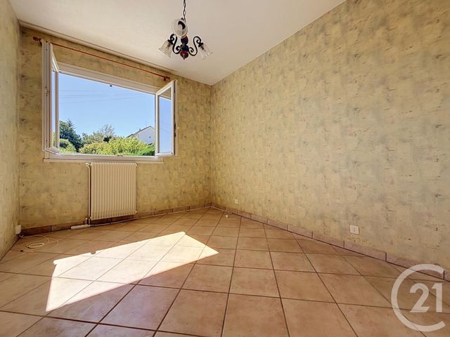 maison à vendre - 5 pièces - 83.0 m2 - GUERET - 23 - LIMOUSIN - Century 21 La Fontaine Immobilier
