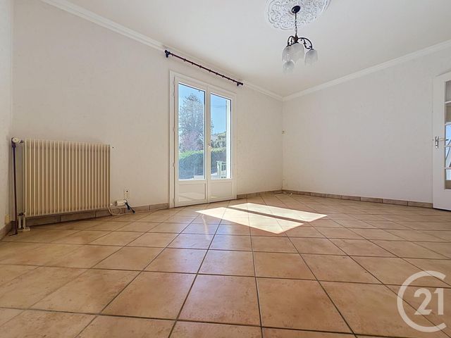 maison à vendre - 5 pièces - 83.0 m2 - GUERET - 23 - LIMOUSIN - Century 21 La Fontaine Immobilier