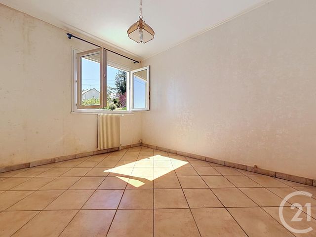 maison à vendre - 5 pièces - 83.0 m2 - GUERET - 23 - LIMOUSIN - Century 21 La Fontaine Immobilier
