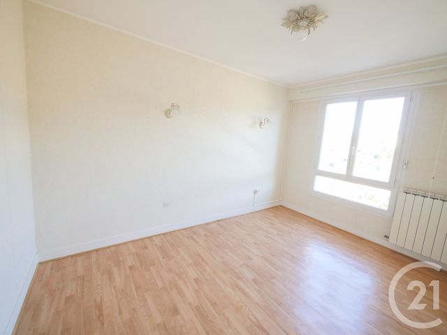 Appartement T4 à louer - 3 pièces - 80.9 m2 - GUERET - 23 - LIMOUSIN - Century 21 La Fontaine Immobilier