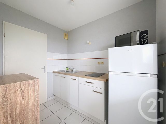 Appartement F2 à louer - 2 pièces - 46.0 m2 - GUERET - 23 - LIMOUSIN - Century 21 La Fontaine Immobilier