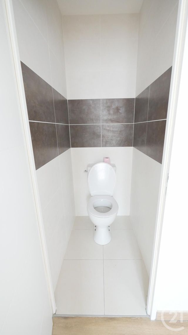 Appartement F2 à louer - 2 pièces - 31.25 m2 - GUERET - 23 - LIMOUSIN - Century 21 La Fontaine Immobilier