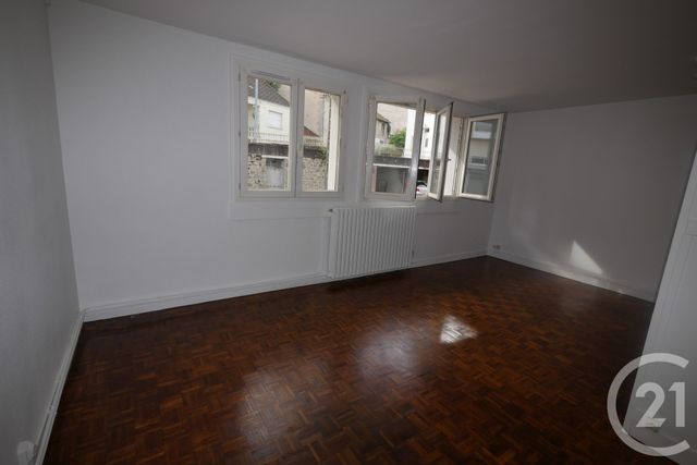 Appartement F3 à louer - 3 pièces - 56.0 m2 - GUERET - 23 - LIMOUSIN - Century 21 La Fontaine Immobilier