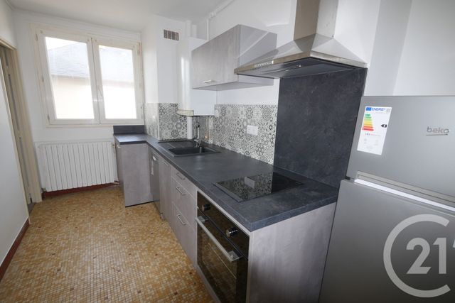 Appartement F3 à louer - 3 pièces - 56.0 m2 - GUERET - 23 - LIMOUSIN - Century 21 La Fontaine Immobilier